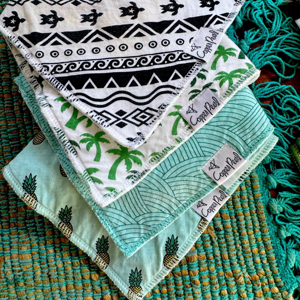 Cooper pearl bib set-4